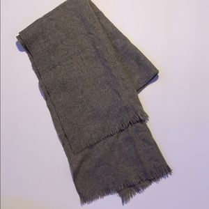 Men’s beige/grey wool scarf